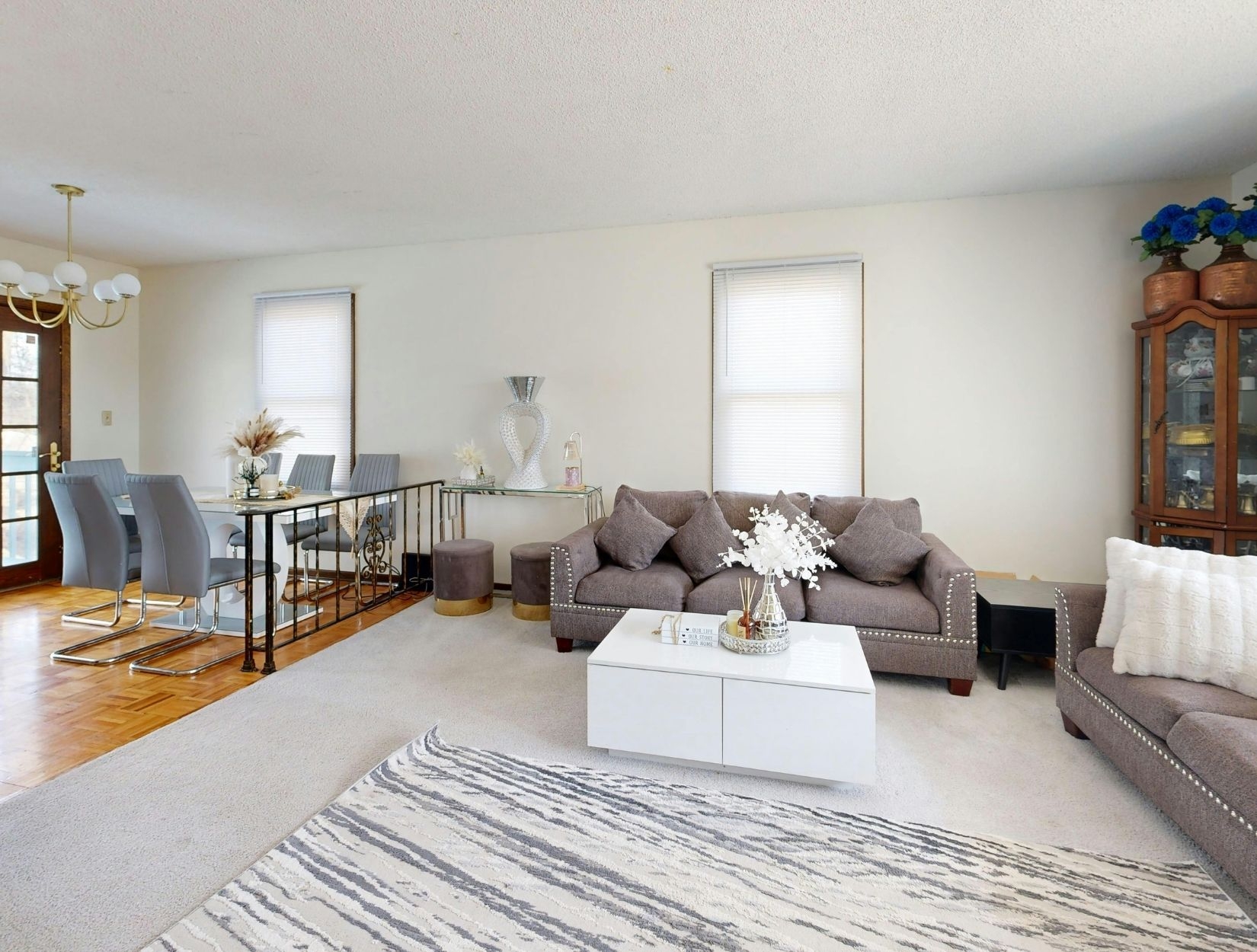 Where can I find local house cleaning services in Chicago, IL? Mums Cleaning Services Chicago Where can I find local house cleaning services in Chicago, IL?