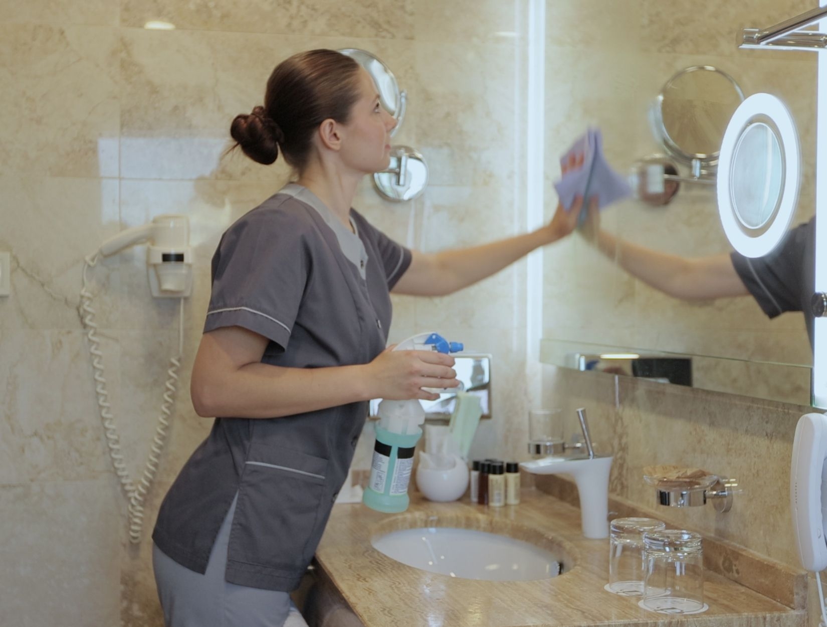 Kitchen Cleaning and Sanitization Tips